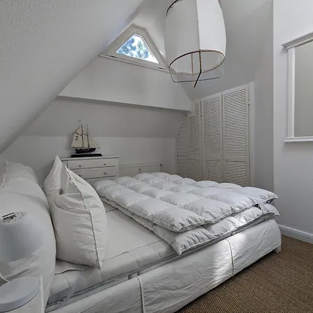 Schwalbennest * Born