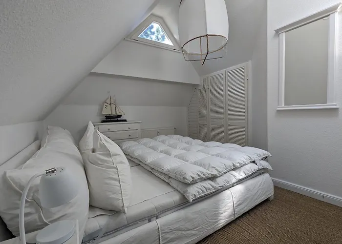 Schwalbennest * Born